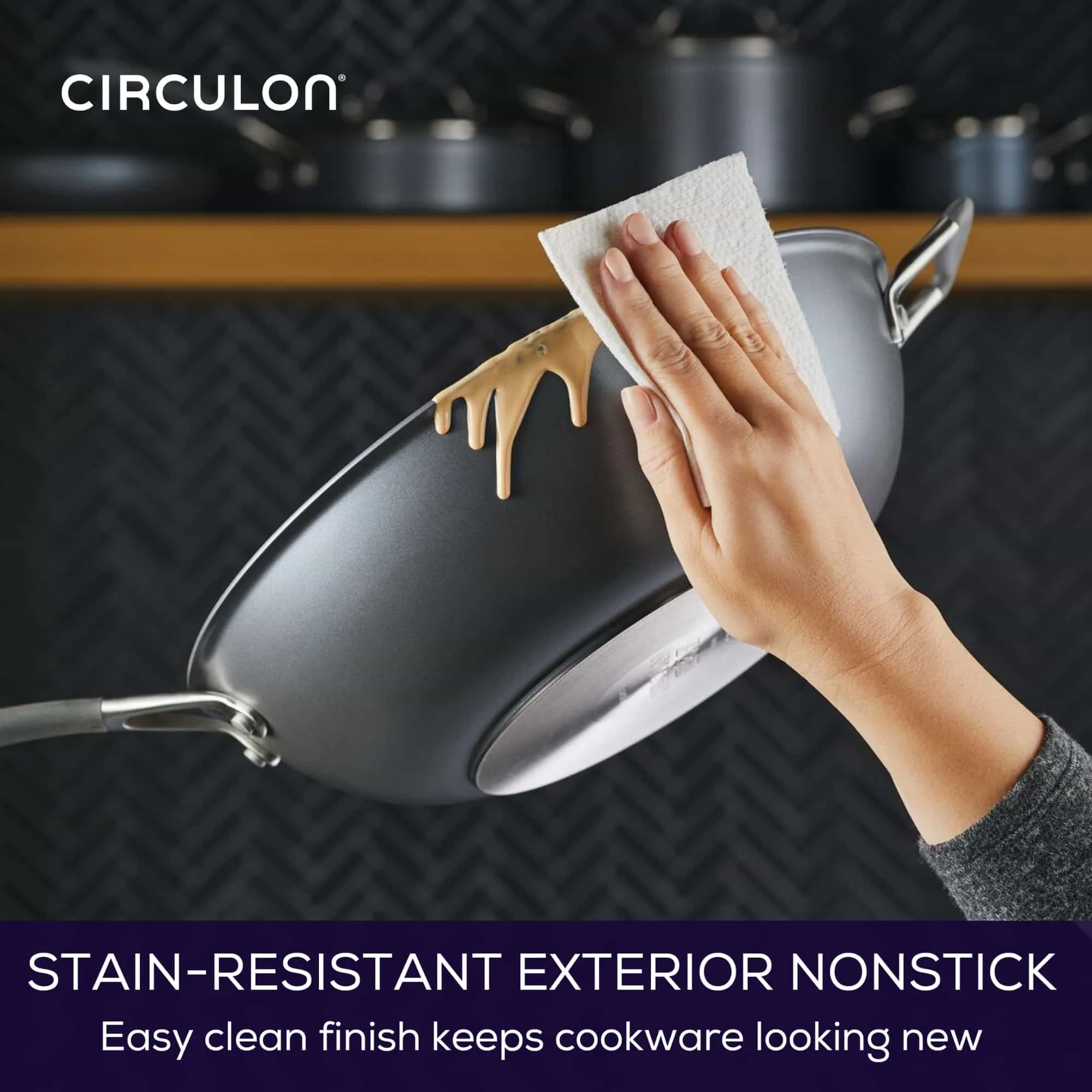 Circulon ScratchDefense A1 26cm/4.3L Covered Chef's Pan with Helper Handle