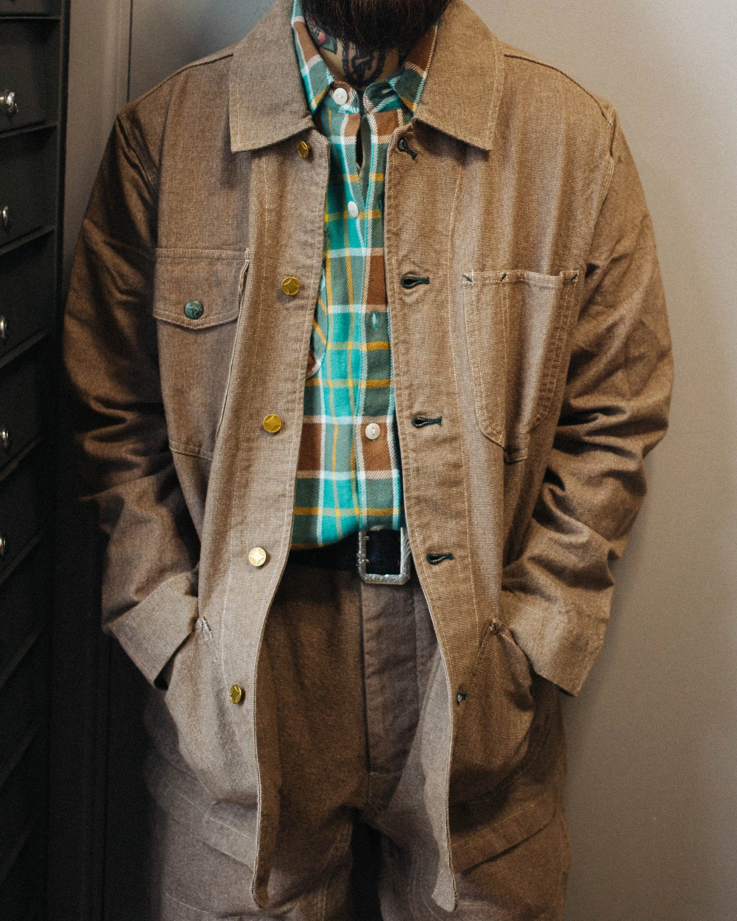 HEAVY PINPOINT CANVAS BARN JACKET - BROWN