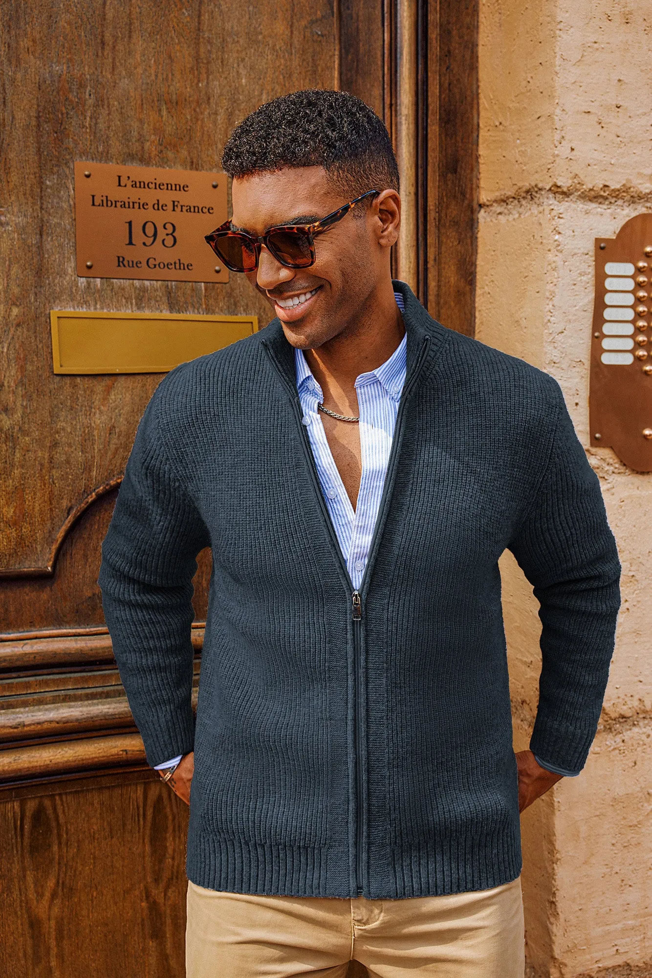 Men Stand Collar Textured Cardigan Long Sleeve Zip-up Sweater Knitwear